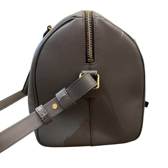 Saint Laurent Classic Duffle 6 Smooth Leather Zip Top Doctor Crossbody Tote Bag - Picture 4 of 16